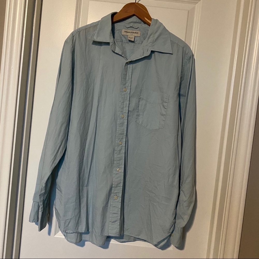 Banana Republic Light Blue Button Down Shirt